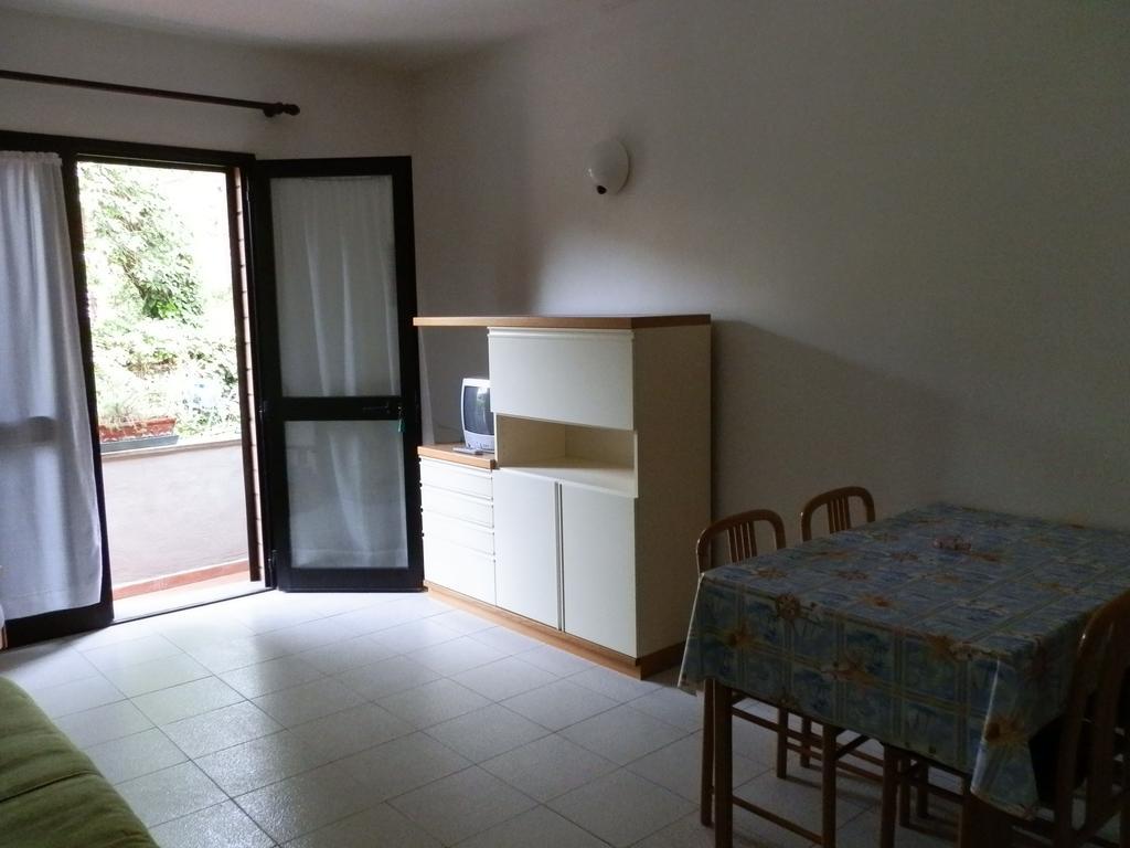 Cav Brunella Castiglione della Pescaia Oda fotoğraf